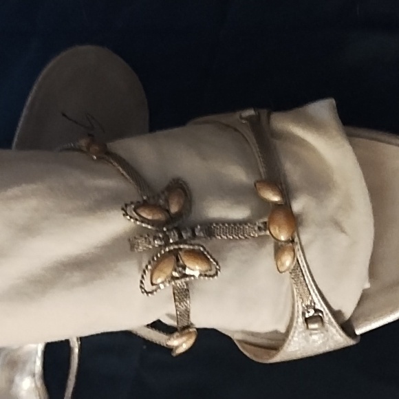 Sandals - Picture 2 of 2